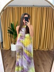 QULOVEYeni GelenlerBatik Desen Astarlı Halter Yaka Elbise