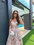 QULOVEELBİSEBej Çiçek Desenli Gögüs Kuplu Elbise