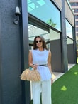 QULOVEYENİ GELENLERBeyaz  Kemerli Yaka Detaylı Bluz