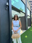 QULOVEYENİ GELENLERBeyaz  Kemerli Yaka Detaylı Bluz