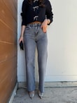 QULOVEYeni GelenlerGri Marka Model Kesik Paça Mom Jean