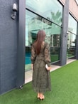 QULOVEYENİ GELENLERHaki Dantelli Büzgülü Elbise