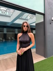 QULOVEELBİSEHalter Yaka Siyah Astarlı Elbise