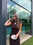 QULOVEYENİ GELENLERKahve Pencere Detaylı Parıltılı Elbise
