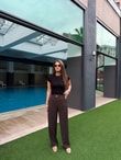 QULOVEYENİ GELENLERKahve Pileli Gold Düğme Detaylı Pantolon