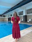 QULOVEYeni GelenlerKısa Kol Bordo Sırt Bağlama Detaylı Elbise