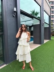 QULOVEYENİ GELENLERKrem Yaka İşleme Detaylı Elbise