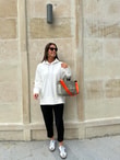 OVERSİZE BEYAZ SWEAT
