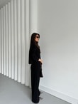 QULOVEYeni GelenlerSiyah Crop Blazer Takım