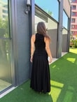 QULOVEYENİ GELENLERSiyah Kolsuz Drape Detaylı Astarlı Elbise