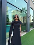 QULOVEYENİ GELENLERSiyah Şal Yaka Elbise