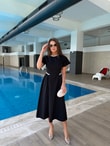 QULOVEYENİ GELENLERSiyah Taş Detaylı Elbise