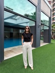 QULOVEYENİ GELENLERTaş Pileli Gold Toka Detaylı Pantolon