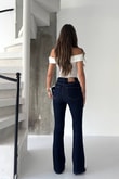 Kadın Yüksek Bel Full Likra Flared Jean PantolonKadın Yüksek Bel Full Likralı Flared Jean Pantolon | İstangül ButikJeanİSTANGÜL BUTİK