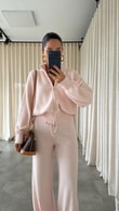 Pembe Litia Takım