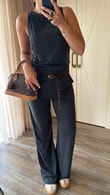 Siyah Nadia Takım