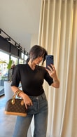 Siyah Vatkalı Çıtçıtlı Bodysuit