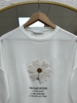 Cemşah Papatya Nakışlı Yazılı Yırtmaçlı Bluz-SS13157 Beyaz