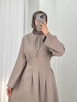 Güldan Yandan Sıkmalı Pileli Elbise-EN814 Vizon