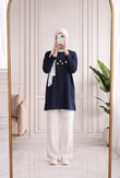 Laleay Zarif 5 Papatya Nakışlı Bluz-SS13148 Lacivert