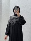 Nazenin Altı Fırfırlı Üstü Taşlı Abaya-GE752 Siyah