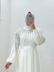 Nazenin Altı Fırfırlı Üstü Taşlı Abaya-GE752 Beyaz