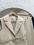 Yazgı Tek Düğmeli Yelekli Pantolonlu Takım-HK0053 Taş