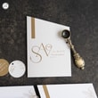 Köşe Kesim Geometrik Tasarımlı Save The Date Yazılı Özel Davetiye