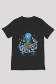 Ahtapot Baskılı Unisex Siyah V Yaka Tişört - Tshirt