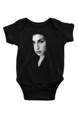 Amy Winehouse Baskılı Siyah Bebek Body - Zıbın