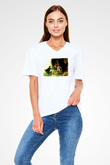 Attack On Titan Baskılı Beyaz Unisex V Yaka Tişört - Tshirt