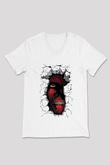 Attack On Titan Baskılı Beyaz Unisex V Yaka Tişört - Tshirt