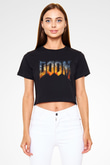 Doom Siyah Crop Top Tişört