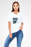 Salvador Dali Baskılı V Yaka Unisex Beyaz Tişört