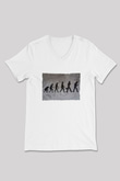 Telefona Evrim Baskılı Unisex V Yaka Beyaz Tişört - Tshirt