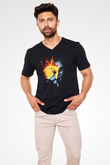 Unisex Burning Poker Joker Baskılı Siyah V Yaka T-shirt