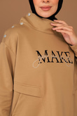 DİK YAKA CEPLİ YAZILI SWEAT