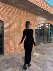 Kalp Yaka Yırtmaçlı Triko Elbise Siyah 0706211109
