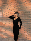Kalp Yaka Yırtmaçlı Triko Elbise Siyah 0706211109