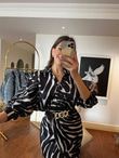 Siyah Zebra Desen Bel Lastik Elbise 230210