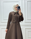 0886-İncili Elbise-Kahverengi
