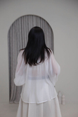 I}