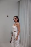 I}