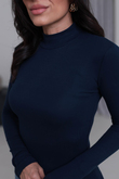 I}