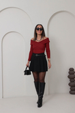 I}