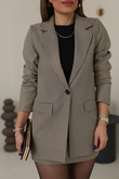 I}