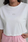 I}
