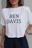 I}