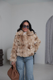 I}