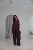 I}